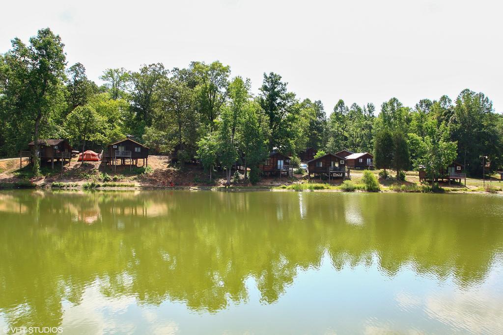 Forest Lake Camping Resort Lakefront Cabin 8 Advance Экстерьер фото