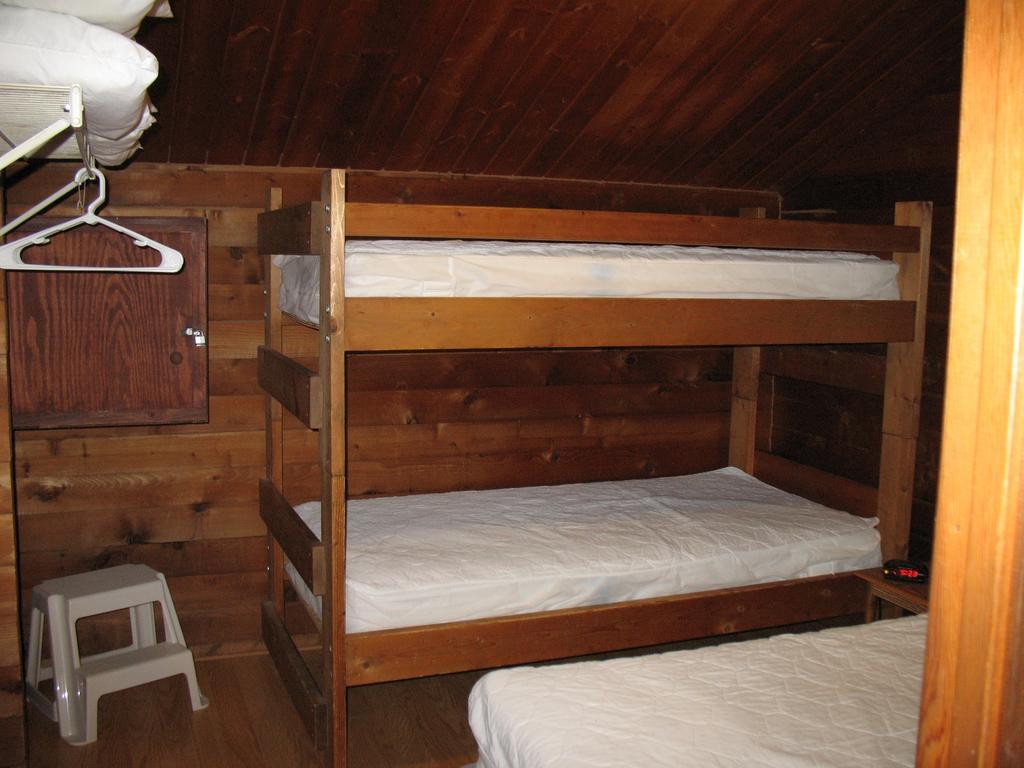 Forest Lake Camping Resort Lakefront Cabin 8 Advance Экстерьер фото